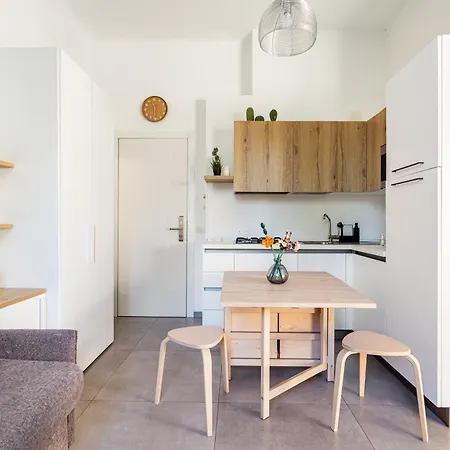 Urban Nest Апартаменты